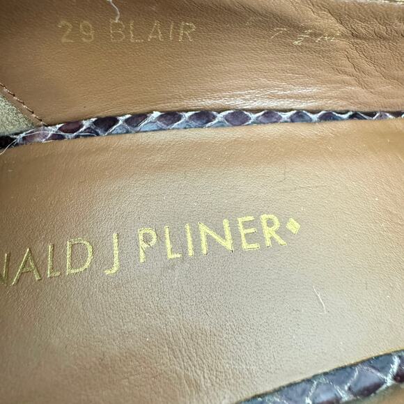 Donald J. Pliner Womens Platform Peep Toe Heels Size 7.5 Snake Print Leather - Picture 11 of 11
